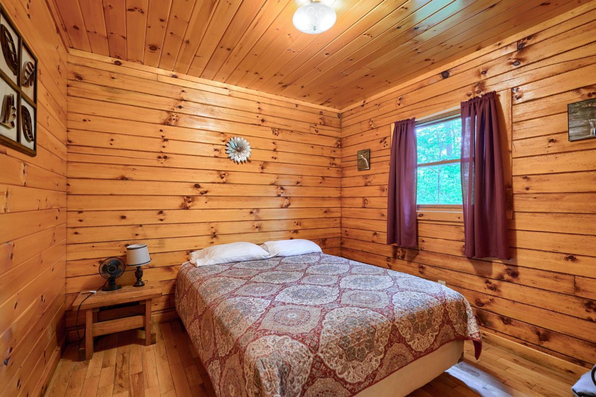 לוגן Blue Rose Cabins - Pine Ridge Cabin מראה חיצוני תמונה